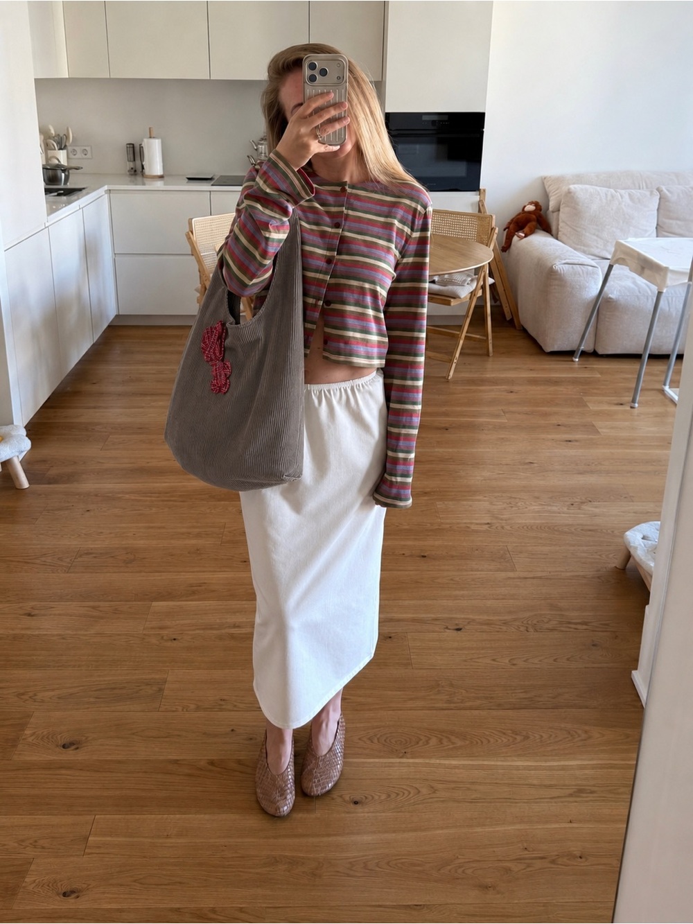 Handmade Taupe Corduroy Floral Appliqué Oversized Hobo Tote Bag - Picture 5 of 9
